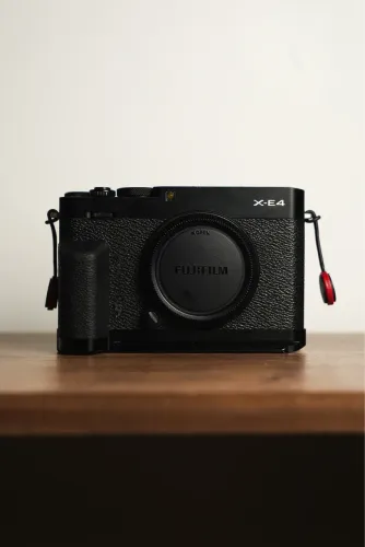 Fujifilm XE-4