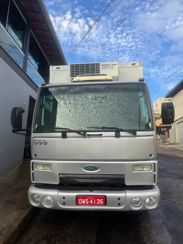 Caminhão refrigerado