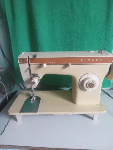 Maquina de costura
