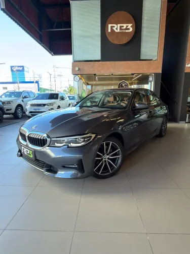 BMW 320I A Modern/sport TB 2.0/a.flex 16V 4P 2022