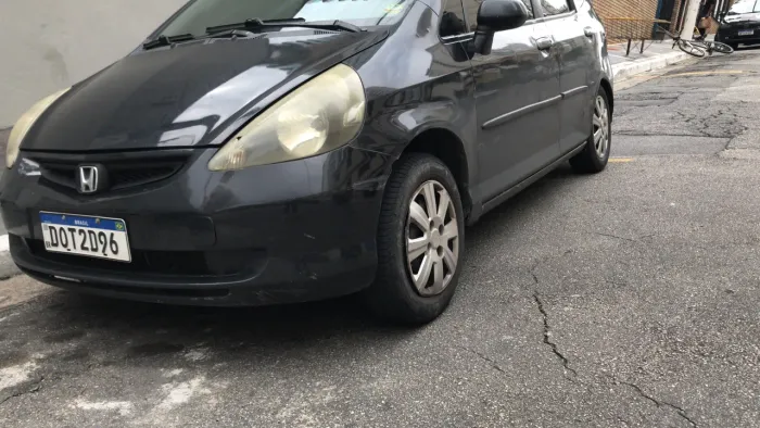 Honda Fit LX 1.4/ 1.4 Flex 8v/16v 5P Aut. 2004
