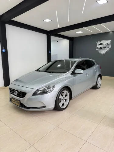Volvo V40 T-4 Momentum 2.0 Aut. 2016