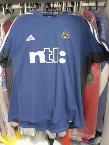 Camisa NewCastle 2001