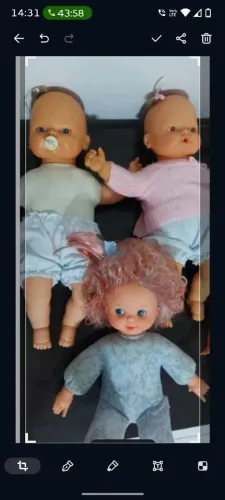 Sucata de boneca antiga