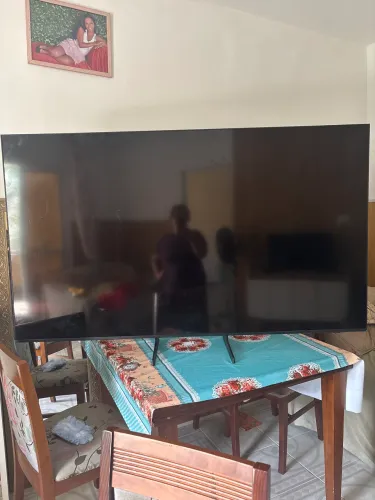 Vendo uma tv Samsung de 70 polegadas com 8 meses de comprada mais a tela está quebrada