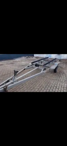 Carretinha para lancha 18 pes
