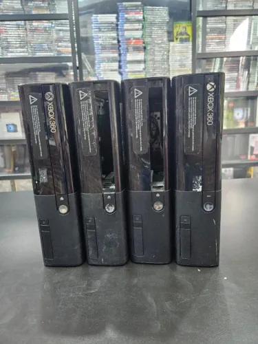 Lote de 5 Consoles Xbox 360 Super Slim (Sucata/Retirada de Peças)
