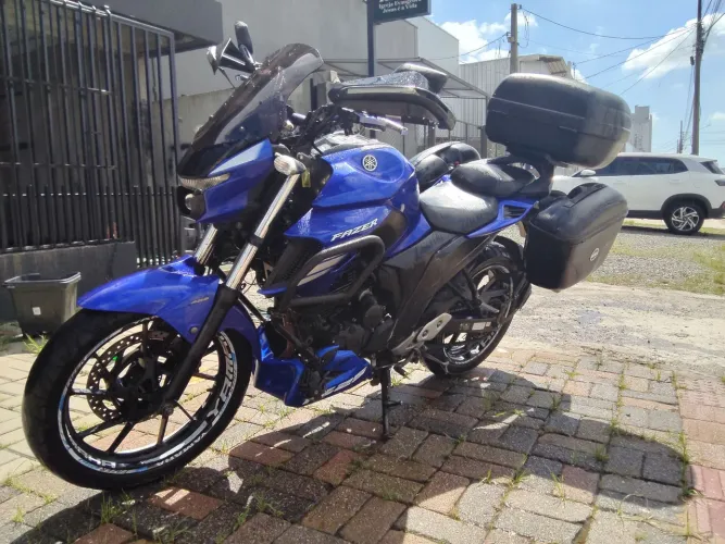 Fazer 250 Yamaha 18.990 equipada para viagem 