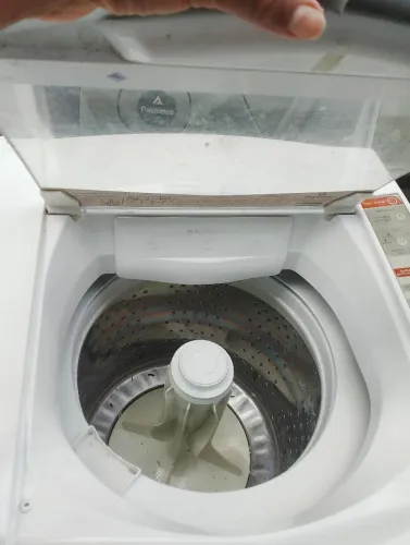 Vendo essa máquina Brastemp 10 kg funcionando perfeitamente faço entrega 