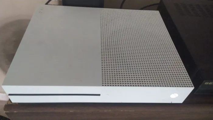 Xbox One S