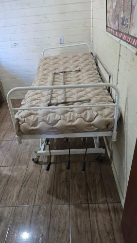 Cama hospitalar