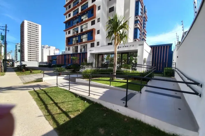 Apartamento Moderno 1 dormitorio Condominio Biarritz Planeta