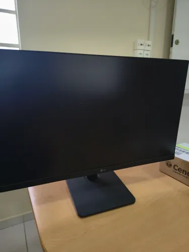 Monitor gamer  LG MP 400 24P