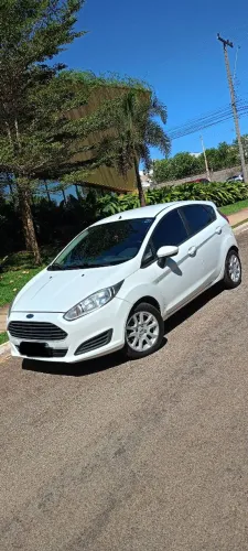 Ford Fiesta 1.5 16V Flex Mec. 5P 2015