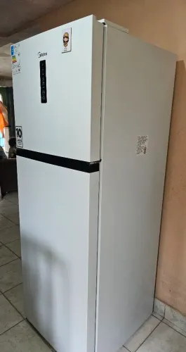 Geladeira Midea 347L Sem Marcas de Uso