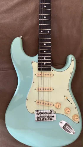 Guitarra Tagima