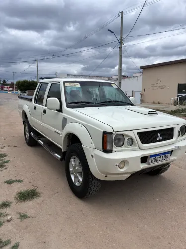 Mitsubishi L200 GLS 2.5 4X4 CD Diesel 2006