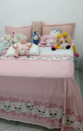 Cama de madeira jatobá King sise com colchão 