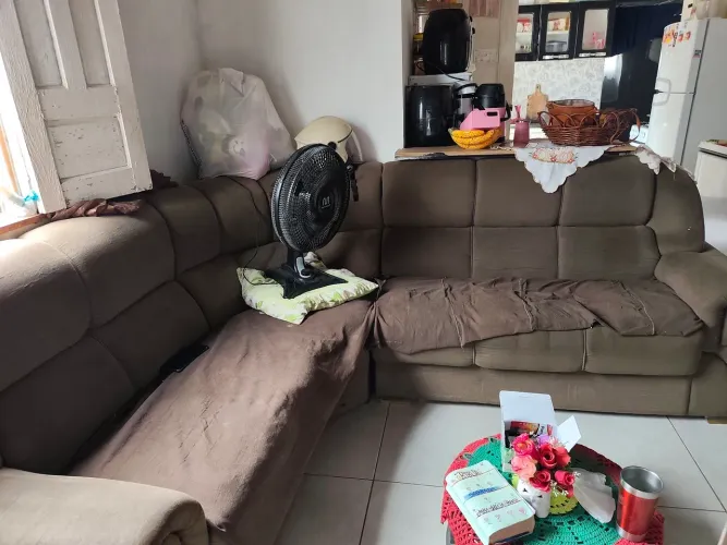 Vende-se esse sofá
