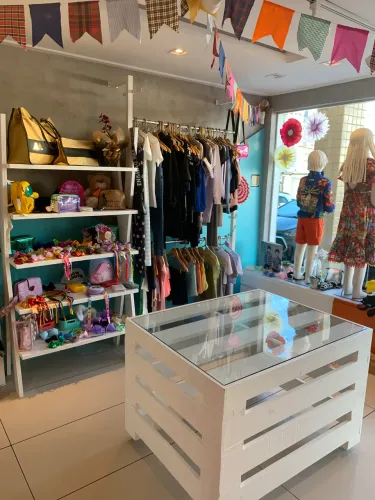 Oportunidade - Loja Moda Infantil e Juvenil renomada - oportunidade passando