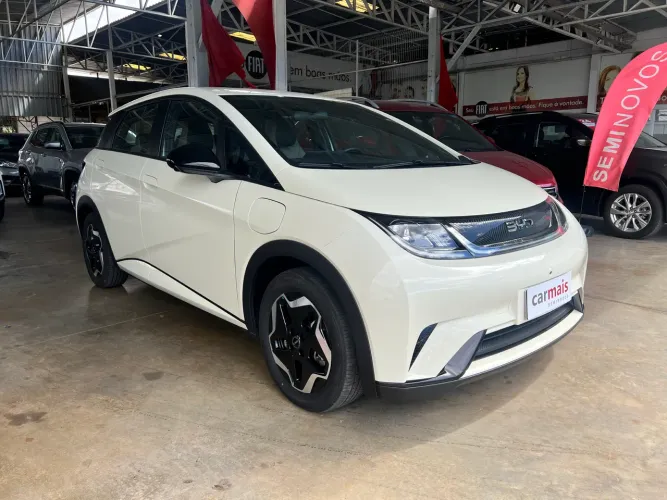 BYD Dolphin EV (Elétrico) 2025