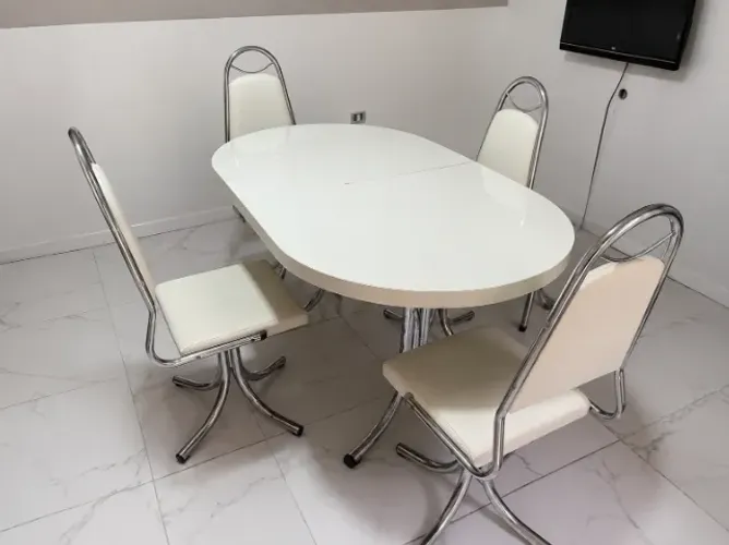 Mesa 4 cadeiras