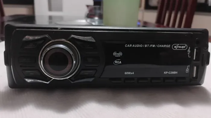 Rádio automotivo 