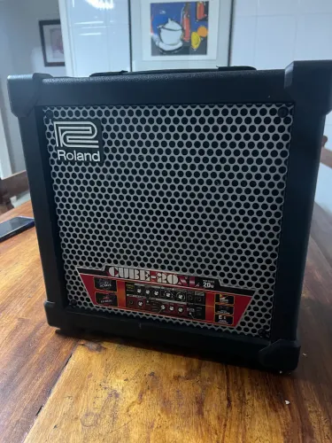 Amplificatore Roland para guitarra 