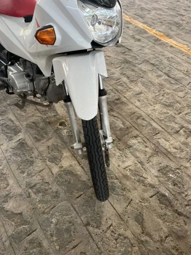 Moto em excelente estado