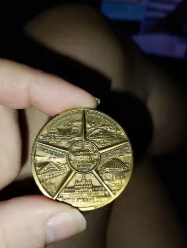 medalha comemorativa vintage em bronze do Magic Kingdom (Walt Disney World),