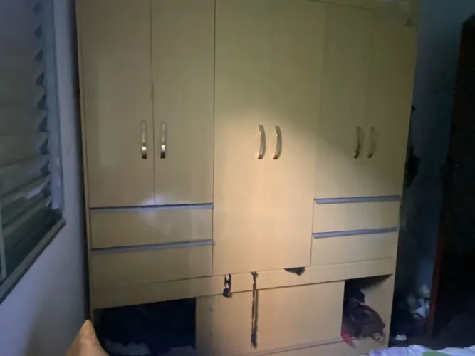 Guarda roupa de solteiro usado