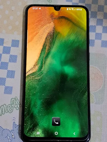 Samsung A30 64 gigas