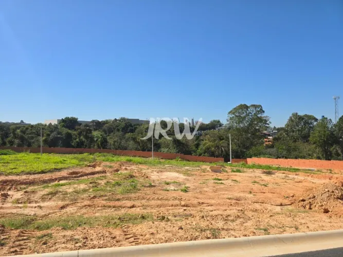 TERRENO Á VENDA NO CONDOMINIO JARDIM HÍPICA 250m² - EXCELENTE LOCALIZAÇÃO