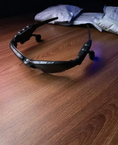 Óculos UV Esportivo Com Fone Bluetooth