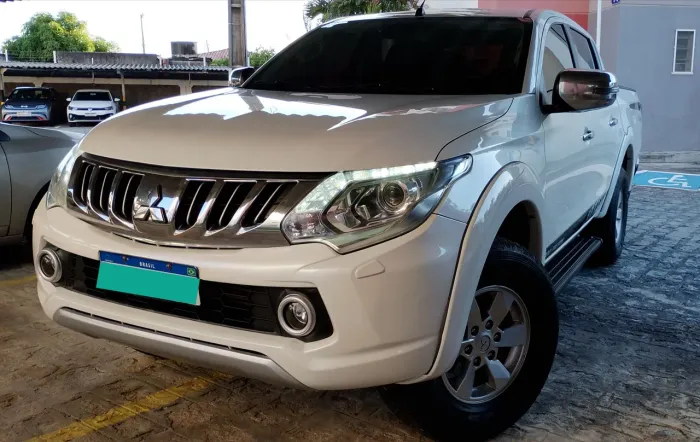 Mitsubishi L200 Triton Sport HPE 2.4 CD Diesel Aut. 2017