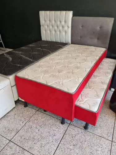Cama solteiro com auxiliar 