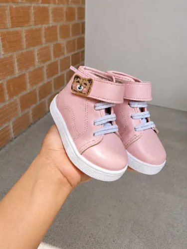 Tenis botinha melekinha