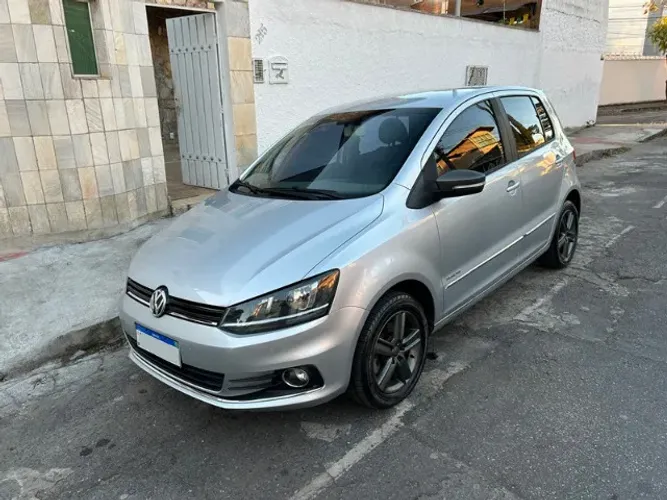 Volkswagen Fox Highline I Motion 1.6 Flex 16V 5P 2015