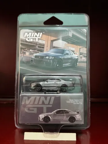 Mini GT - Nissan Skyline R34