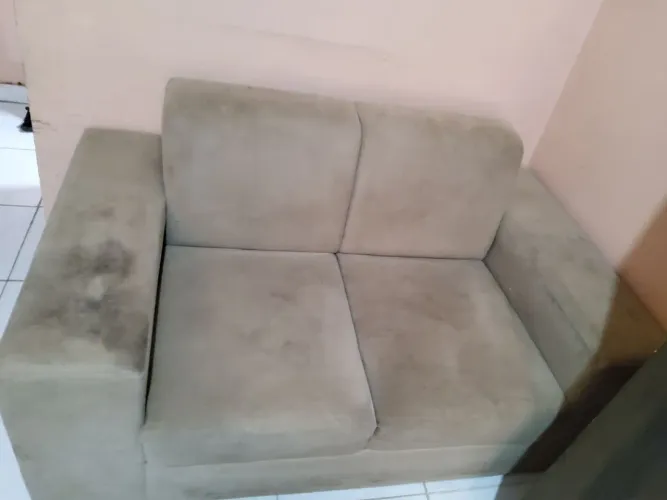 VENDO SOFÁ USADO