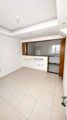 CASA EM CONDOMÍNIO COM 2 SUÍTES PARA ALUGAR NA VILA RÉ