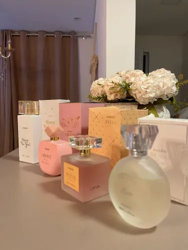Perfumes WEPINK (cada um )
