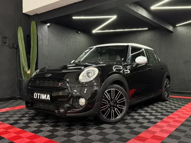 Mini Cooper S 2.0 Turbo 16V 5P Aut. 2015