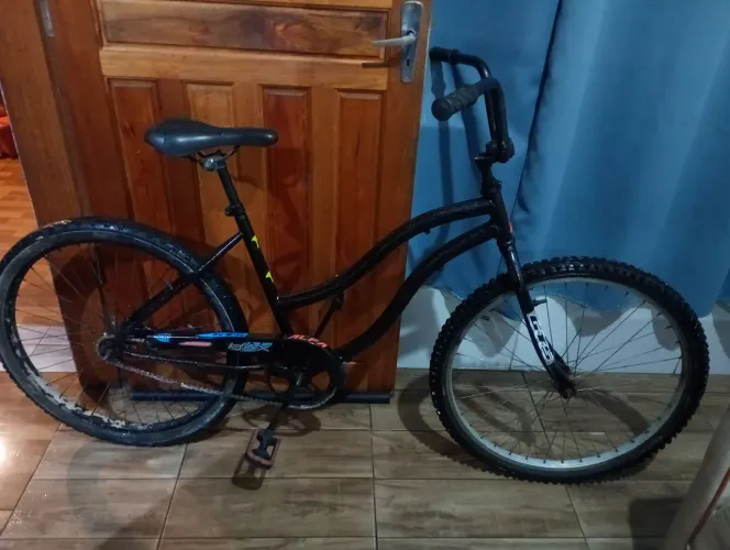 Bicicleta aro 26 usada freio de pé 