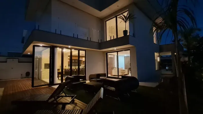 Sobrado à VENDA Ninho Verde 2 - Pardinho SP Completo mobiliado e decorado.