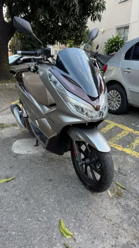 Honda PCX 150 DLX 2022