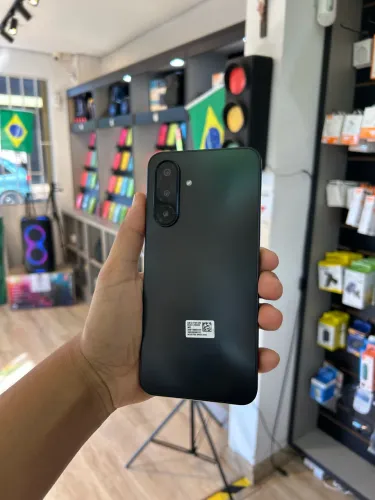 Samsung A17 8/256GB Preto e Branco