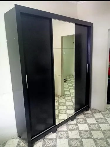 Guarda roupas direto da fábrica embalado