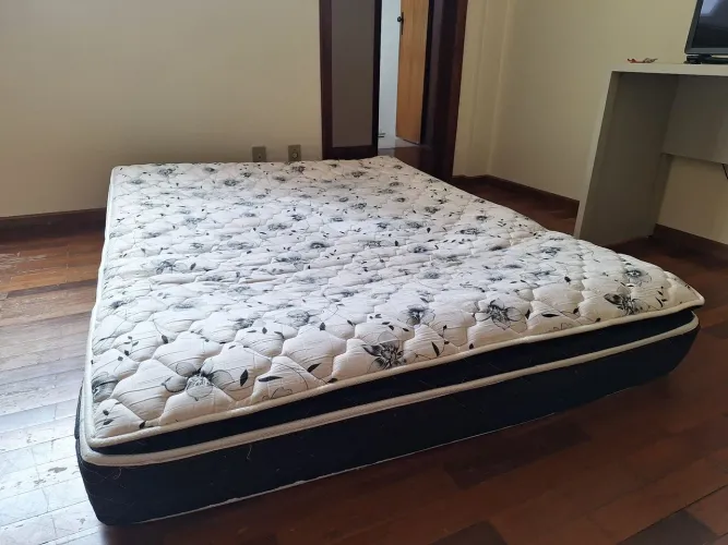 Colchão de casal Paropa Persona Pocket usado