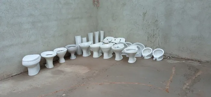 Vasos sanitário, pias e mictório 